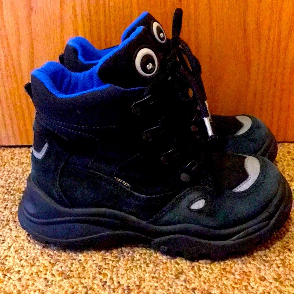 Elefanten Gore-tex Size 1 lace up waterproof black blue winter snow boots VGUC